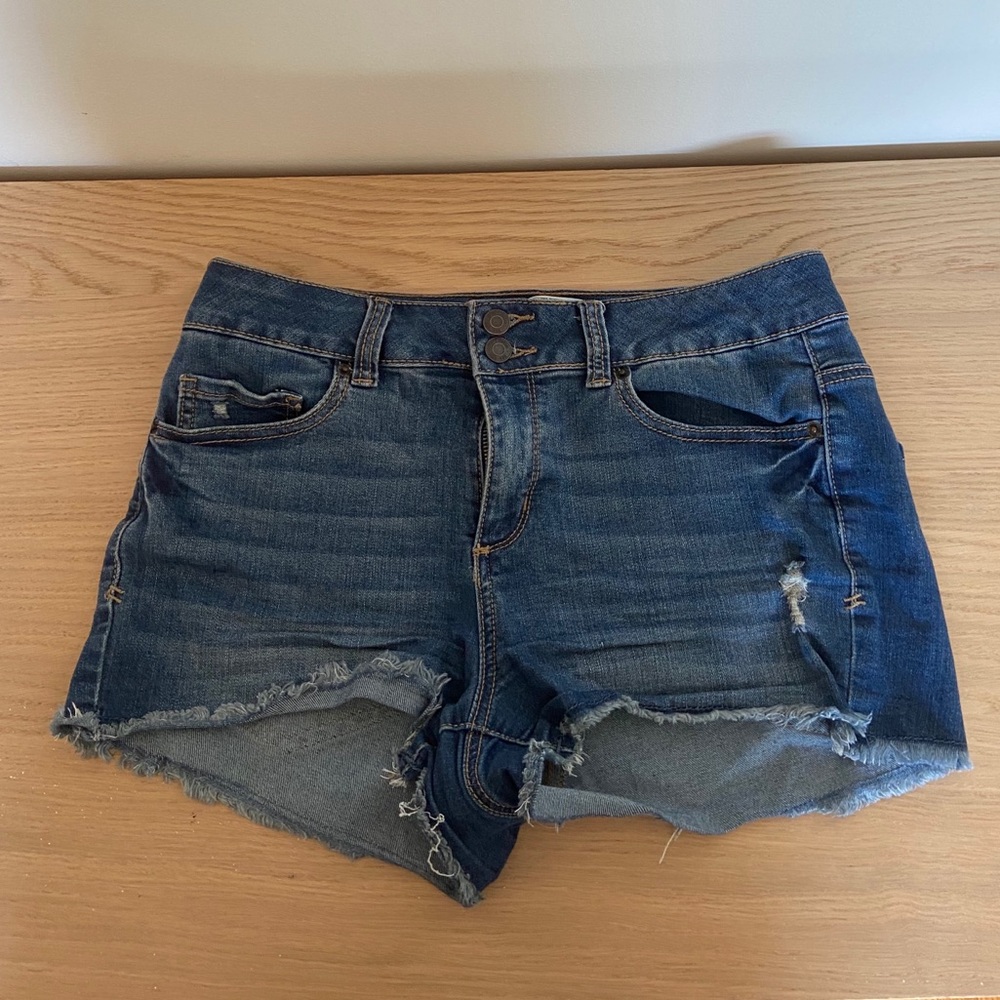 Women’s Mudd Jean Shorts